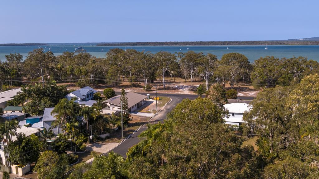 Tin Can Bay Motel Экстерьер фото
